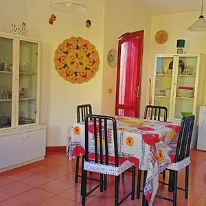 Casa Rosa 1 Piano , Isola Rossa Italia